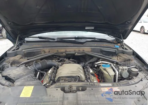 2010 Audi Q5 3.2 Premium from USA, damaged, VIN WA1CKAFP6AA030689